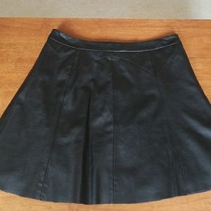 Faux leather mini skirt